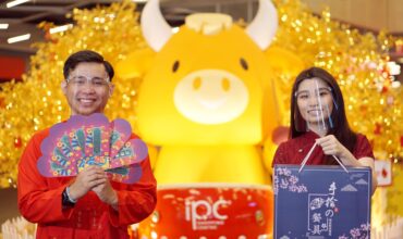 IPC Shopping Centre Ushers the Lunar New Year with an “Ox-mented” Reality Twist