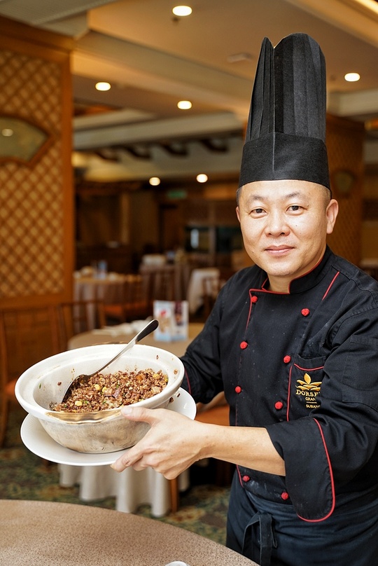 Executive Chinese Chef Eric of The Emperor, Dorsett Grand Subang