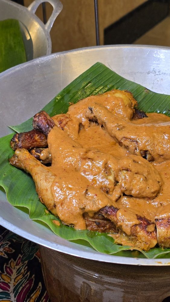 Ayam Bakar Percik Putih