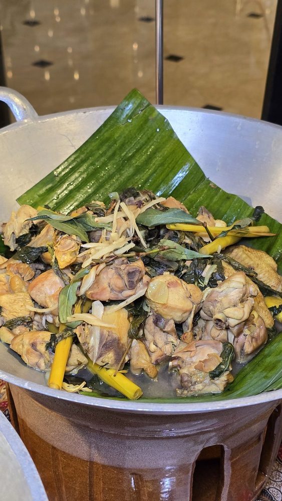 Ayam Pansuh